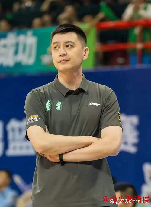 杨鸣：我们历经风雨 今晚全力以赴拼到底