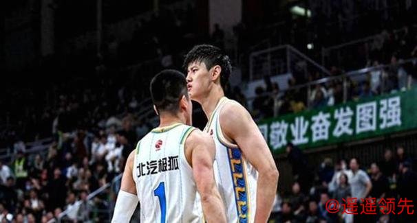 曾凡博复出18分 北京31分大胜终结广东8连胜！